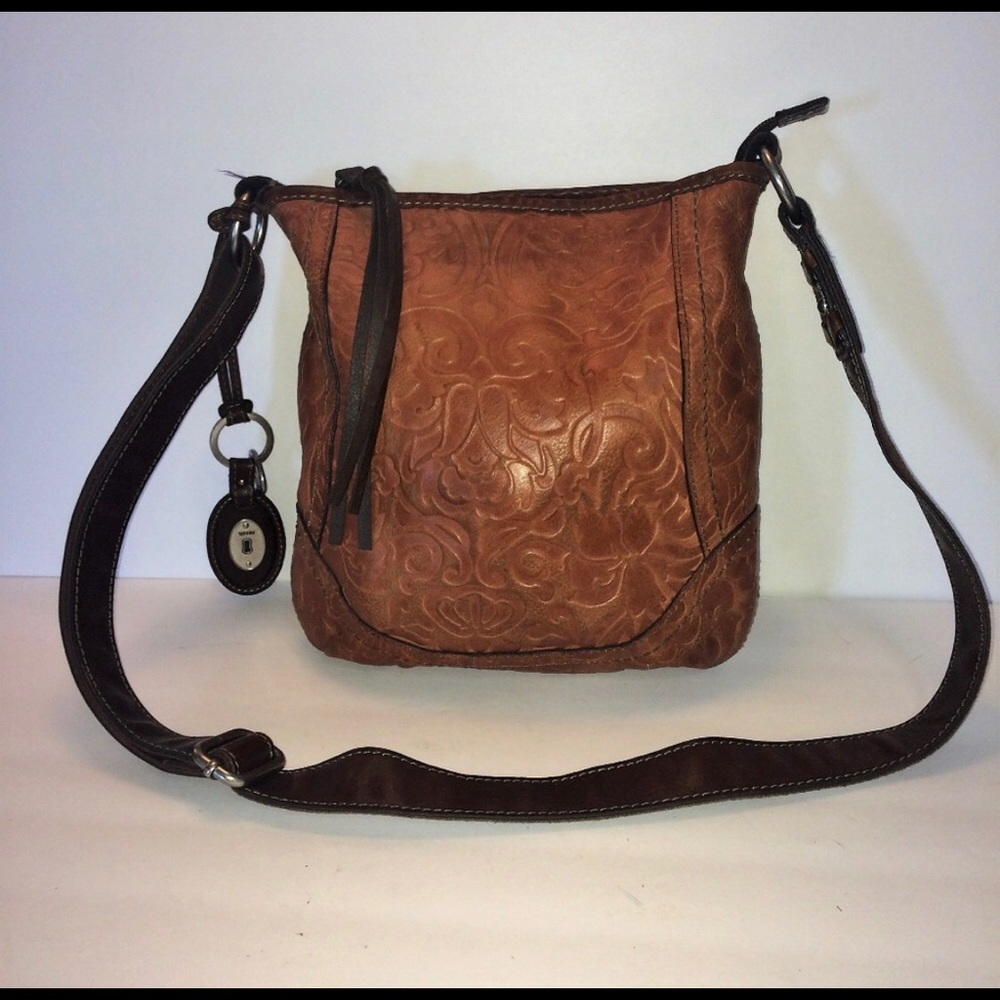 Fossil tooled purse
